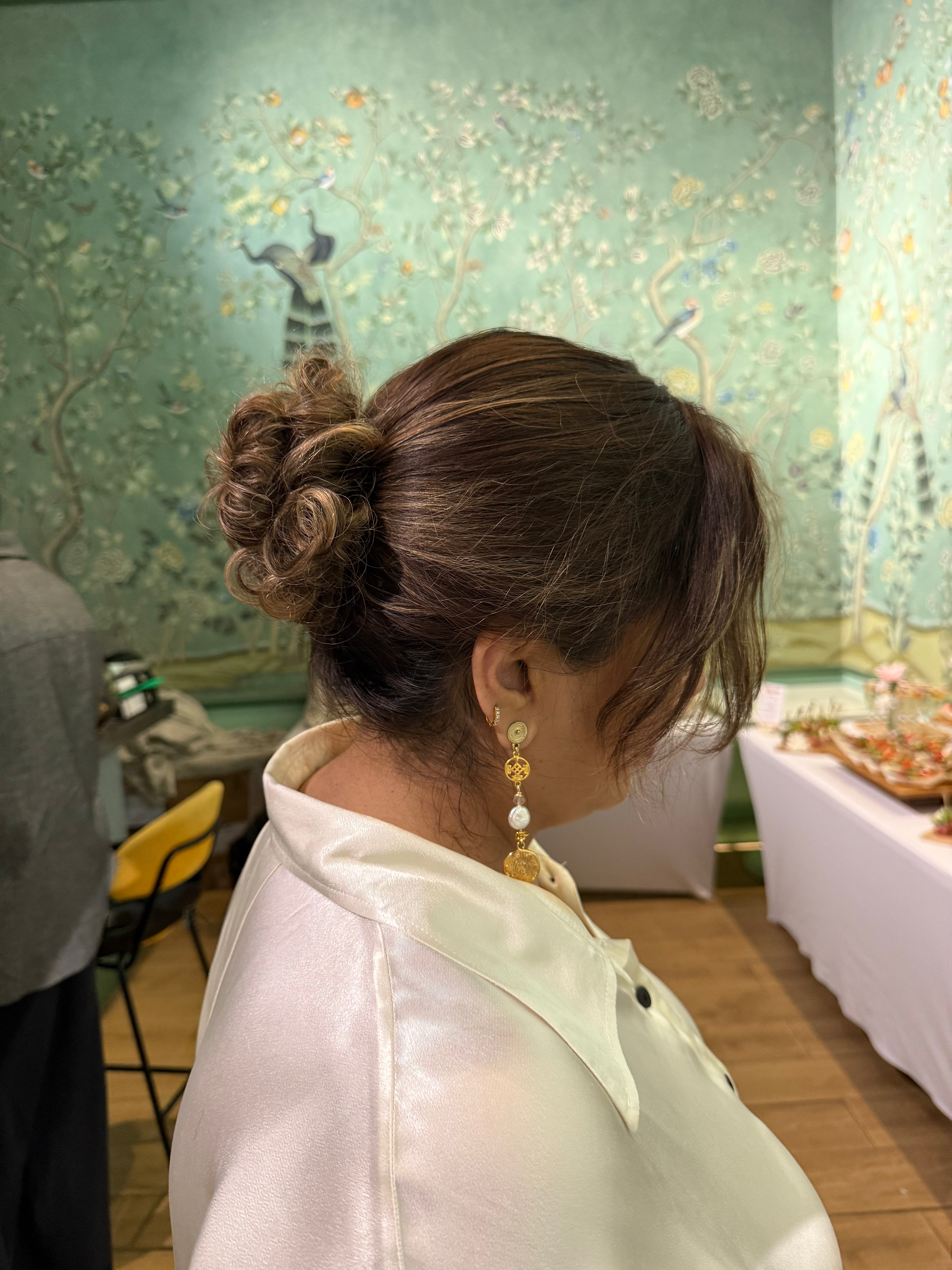 The Easy Messy Bun